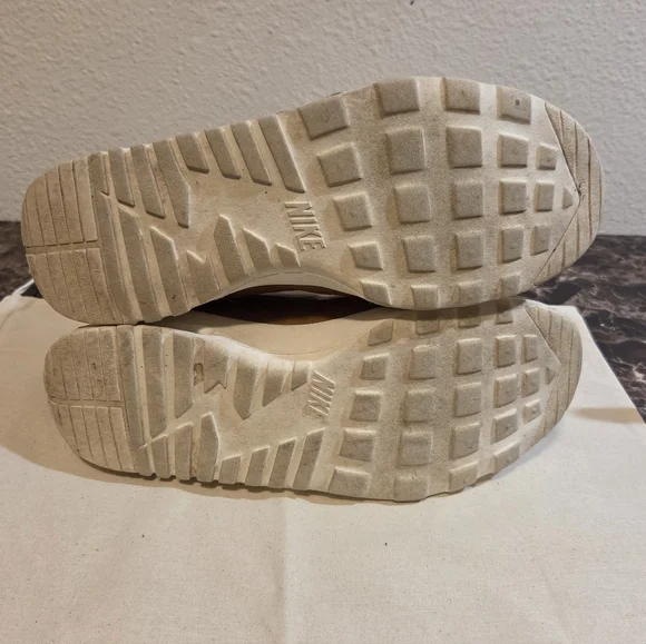 Nike Air Max Thea Mid - Picture 2 of 4